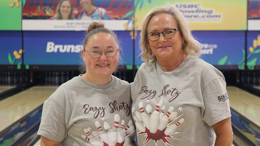 JoAnn Ackley and Christine Ackley take the Sapphire doubles lead